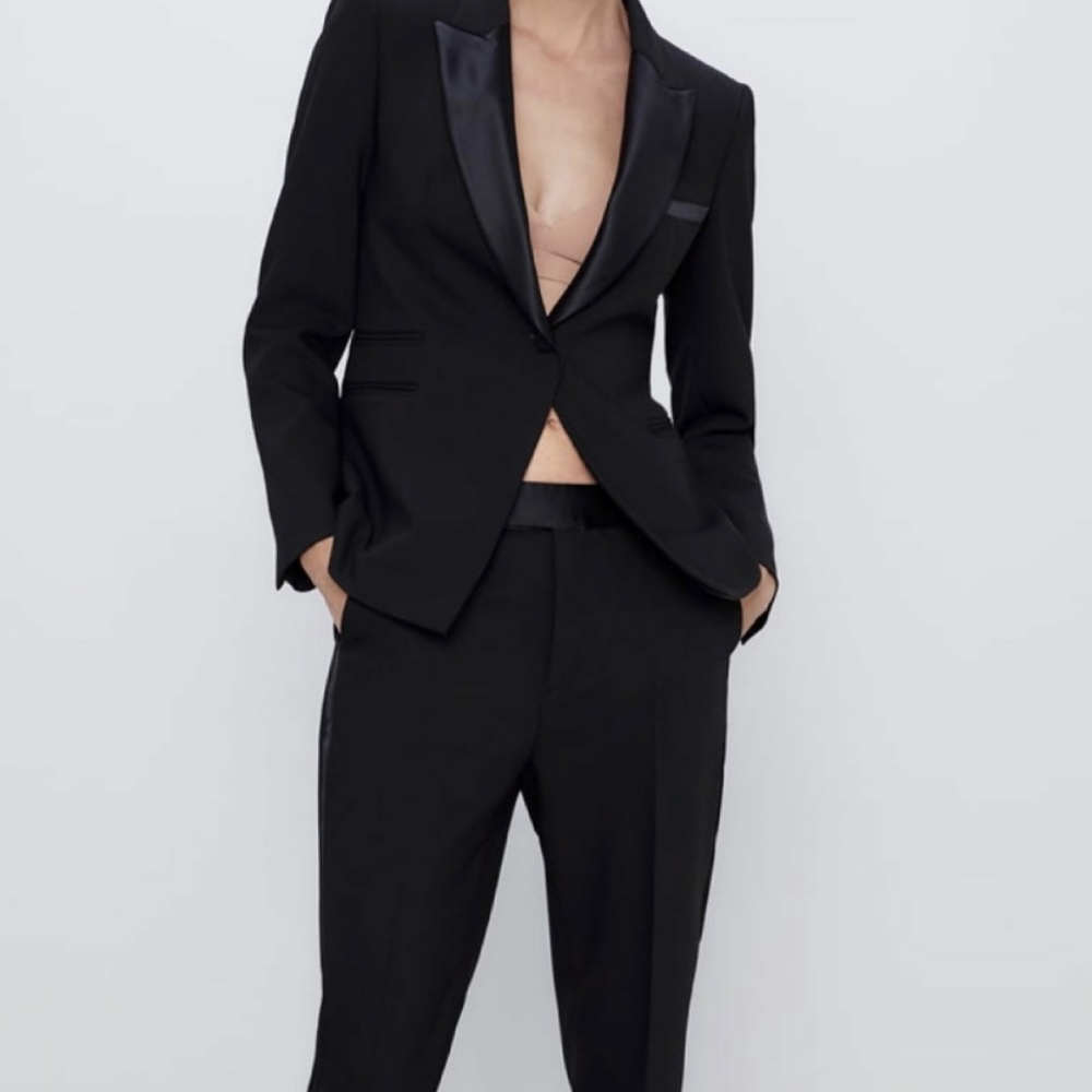 Zara Women's Tuxedo